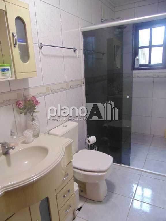 Venda de Casas / Padrão na cidade de Gravataí
