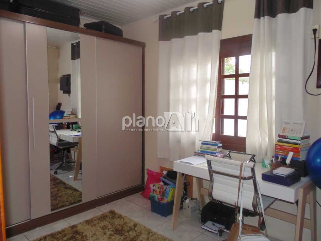 Venda de Casas / Padrão na cidade de Gravataí