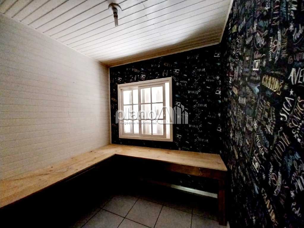 Locação de Casas / Comercial na cidade de Gravataí