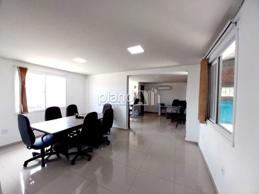 Locação de Comercial / Galpão na cidade de Cachoeirinha