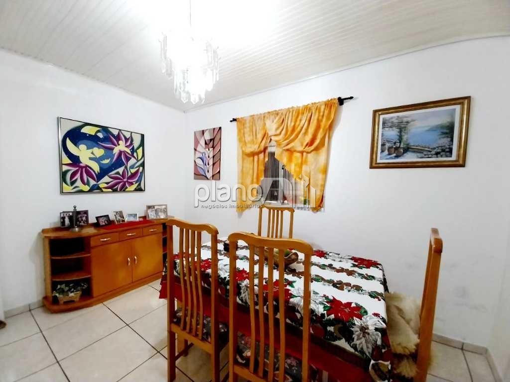 Locação de Casas / Padrão na cidade de Gravataí
