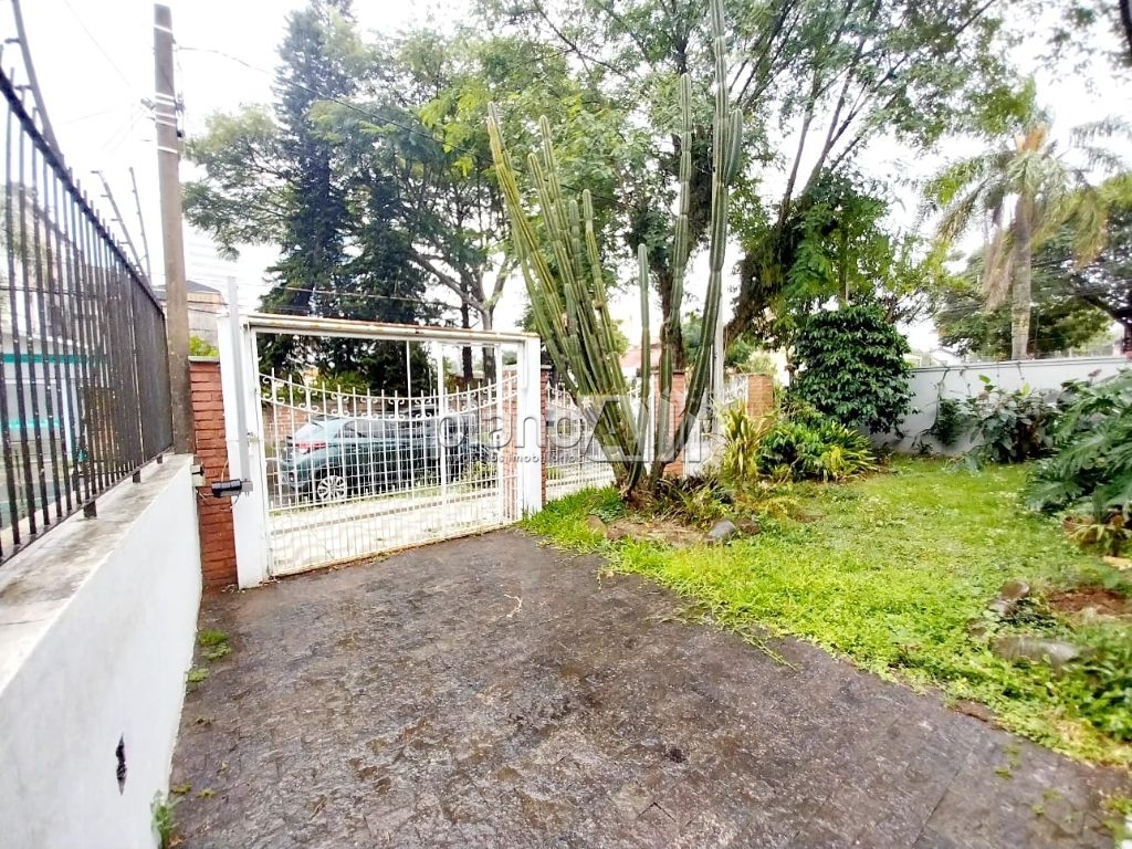 Venda de Casas / Padrão na cidade de Gravataí