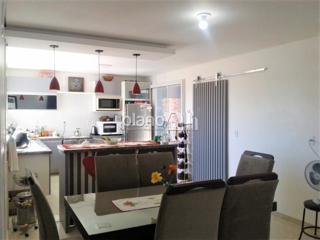 Venda de Casas / Padrão na cidade de Gravataí