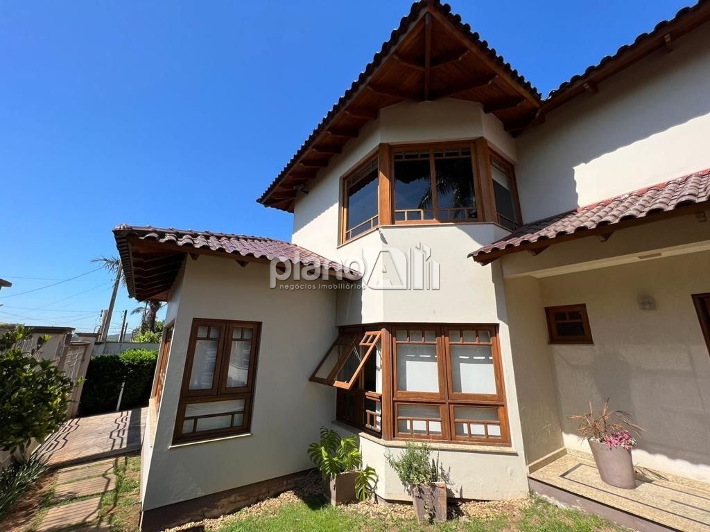 Venda de Casas / Padrão na cidade de Gravataí