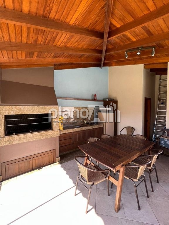 Venda de Casas / Padrão na cidade de Gravataí