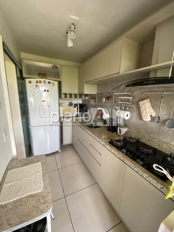 Venda de apartamentos / padrão na cidade de gravataí