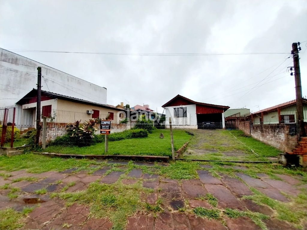 Venda de Terreno / Padrão na cidade de Gravataí