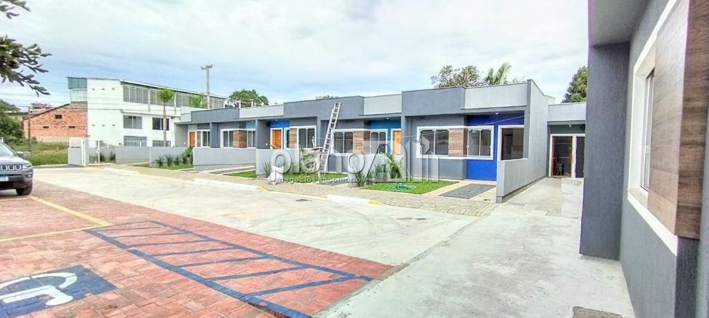 Venda de Casas / Condomínio na cidade de Gravataí