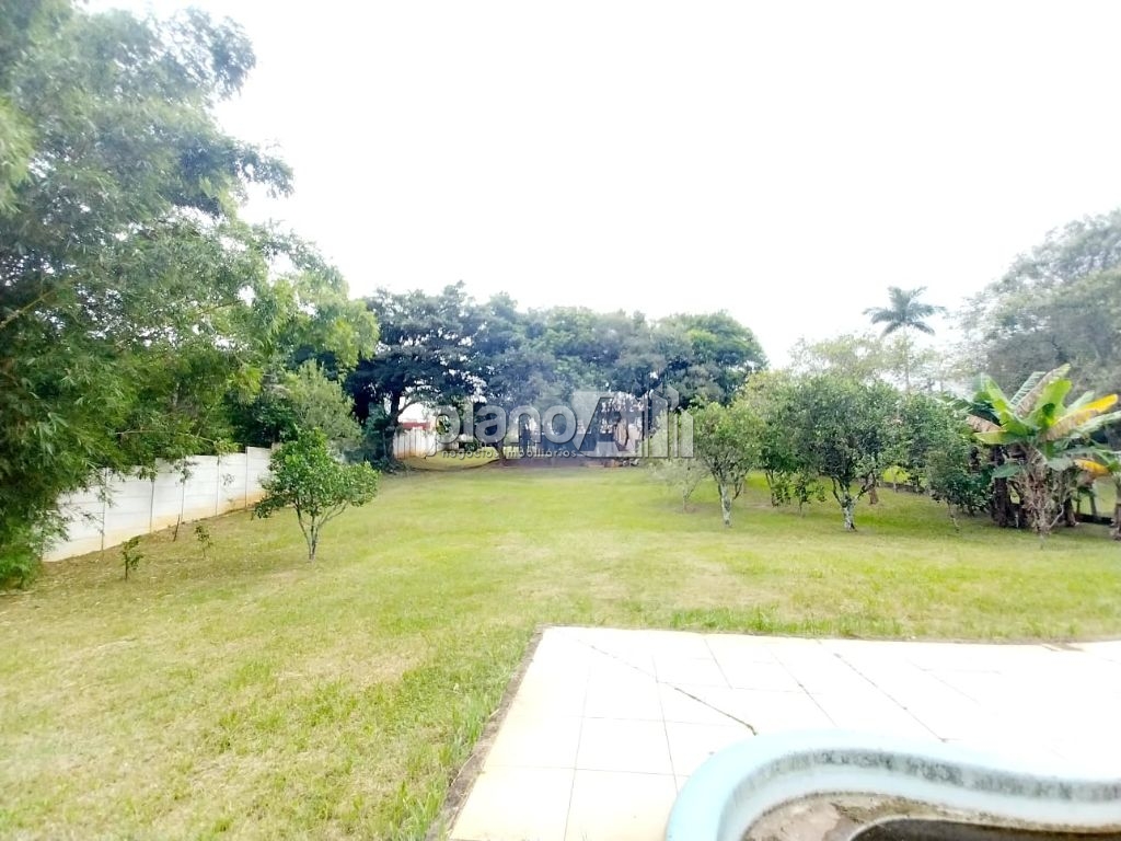 Locação de Casas / Chácara na cidade de Gravataí