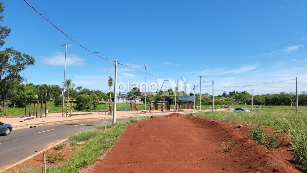 Venda de Terreno / Lote na cidade de Gravataí