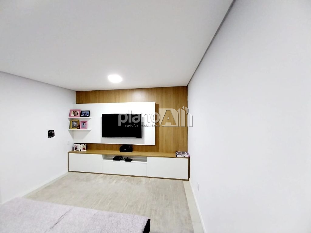 Venda de Casas / Padrão na cidade de Gravataí
