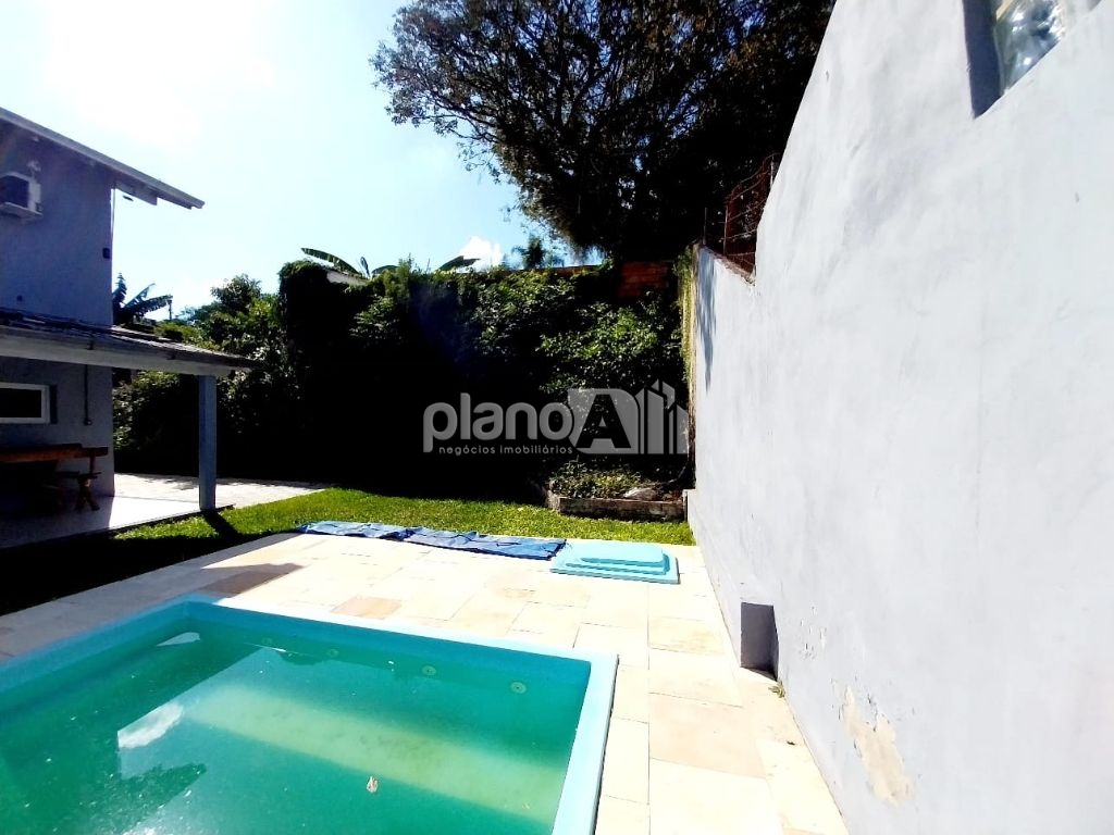 Venda de Casas / Padrão na cidade de Gravataí