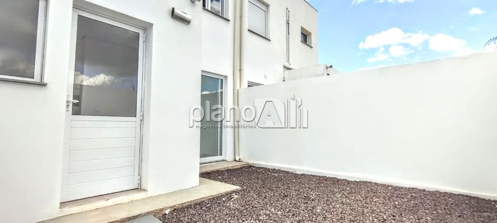 Venda de Casas / Sobrado na cidade de Gravataí