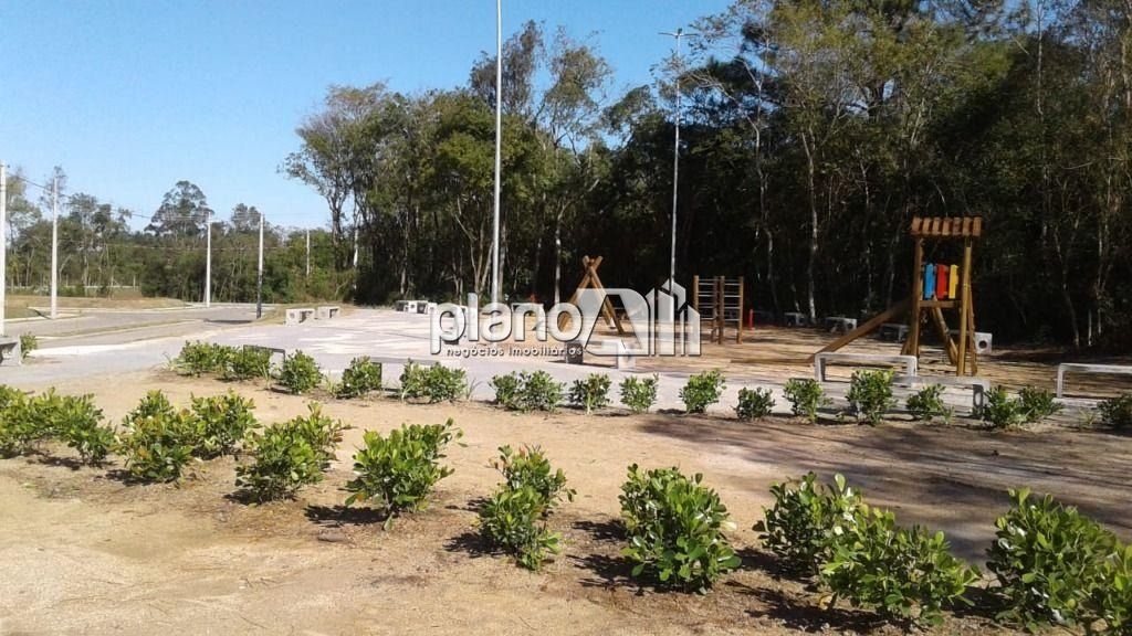 Venda de terreno / padrão na cidade de gravataí