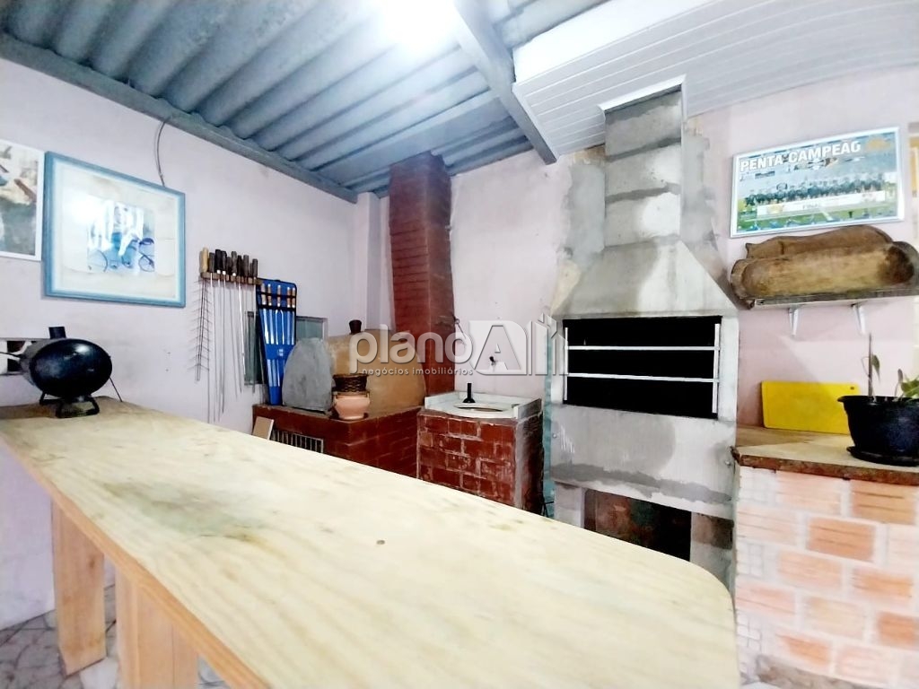 Locação de Casas / Padrão na cidade de Gravataí