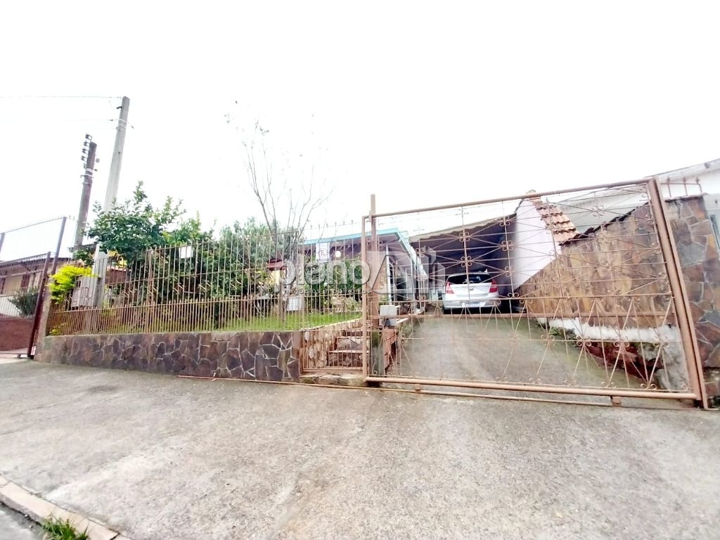 Locação de Casas / Padrão na cidade de Gravataí