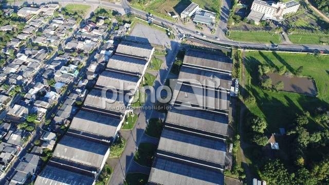 Pavilhão com 1950m² para alugar em condomínio no bairro mora