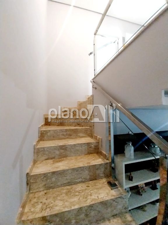 Venda de Casas / Comercial na cidade de Gravataí