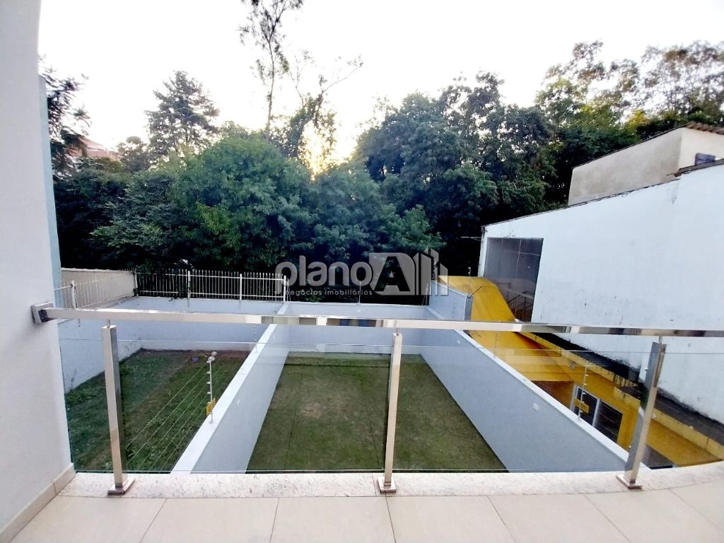 Venda de Casas / Comercial na cidade de Gravataí
