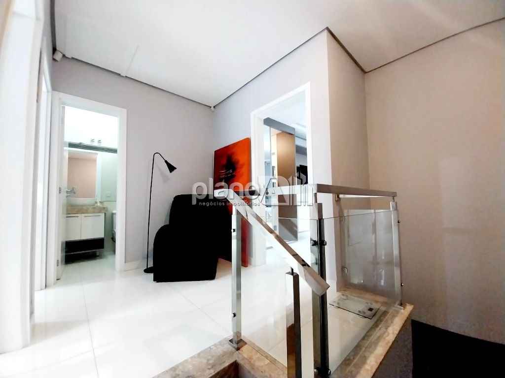 Venda de Casas / Comercial na cidade de Gravataí