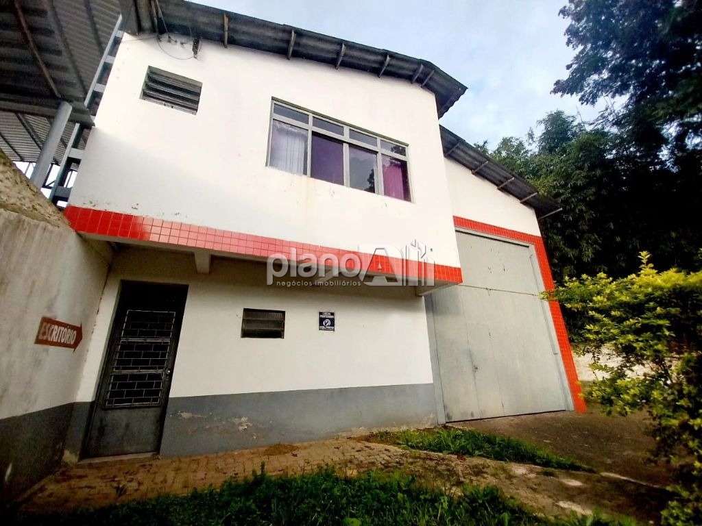 Pavilhão com 390m² para alugar no vila city em cachoeirinha