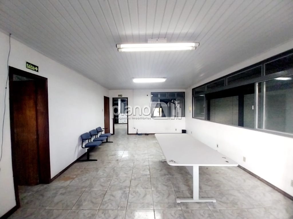 Pavilhão com 390m² para alugar no vila city em cachoeirinha