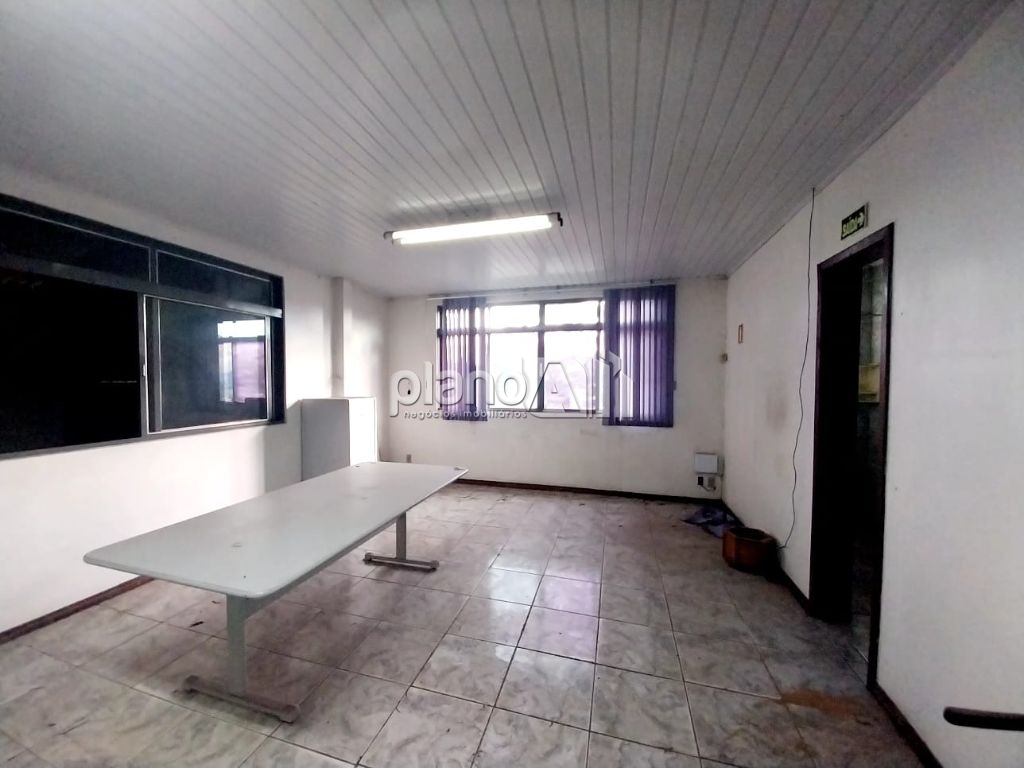 Pavilhão com 390m² para alugar no vila city em cachoeirinha