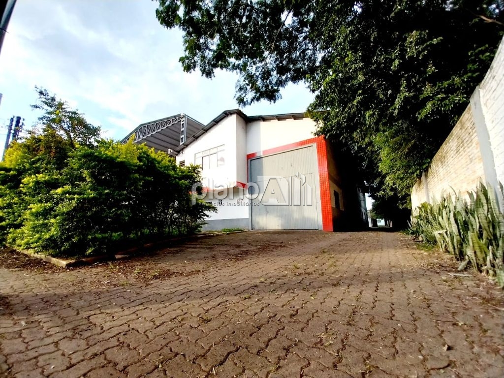 Pavilhões para alugar com 490m² no bairro vila city em cacho