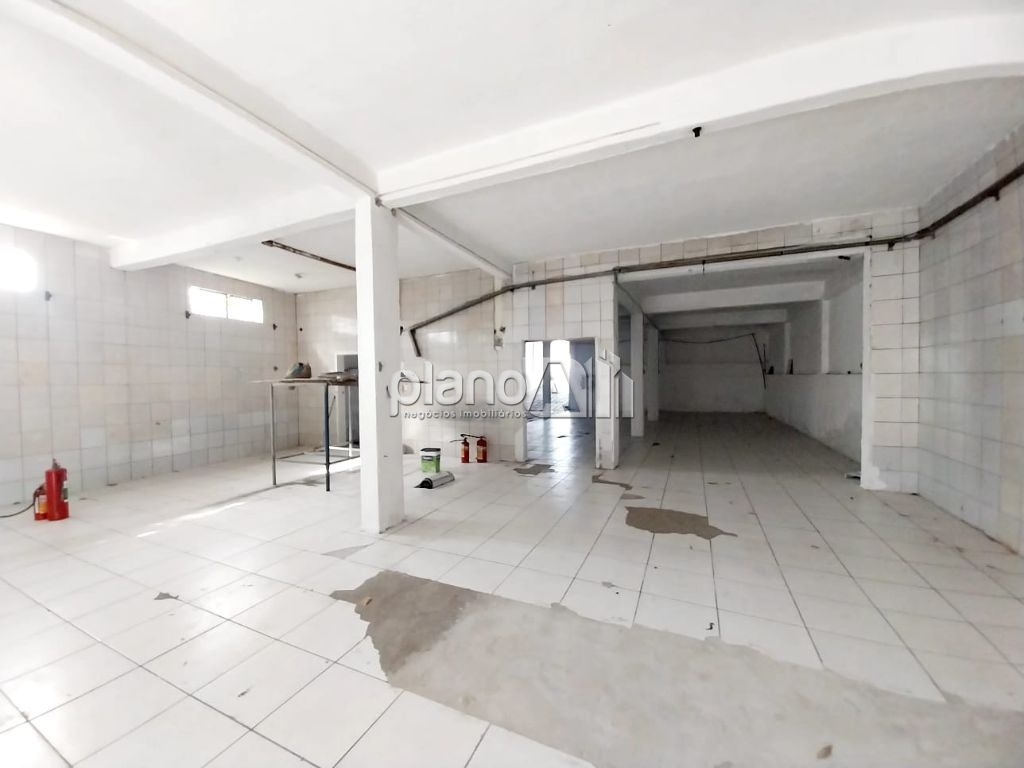Locação de Comercial / Galpão na cidade de Gravataí
