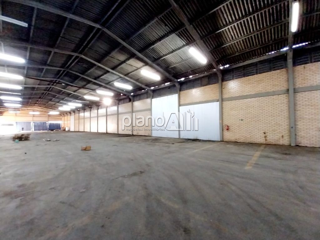 Pavilhão com 4.000m² dentro de condomínio para alugar no bai