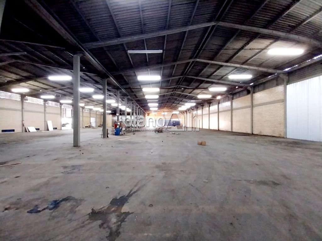 Pavilhão com 4.000m² dentro de condomínio para alugar no bai