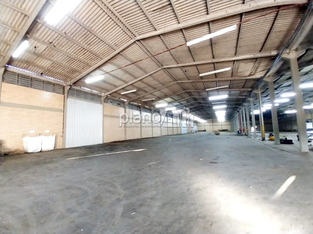 Pavilhão com 4.000m² dentro de condomínio para alugar no bai