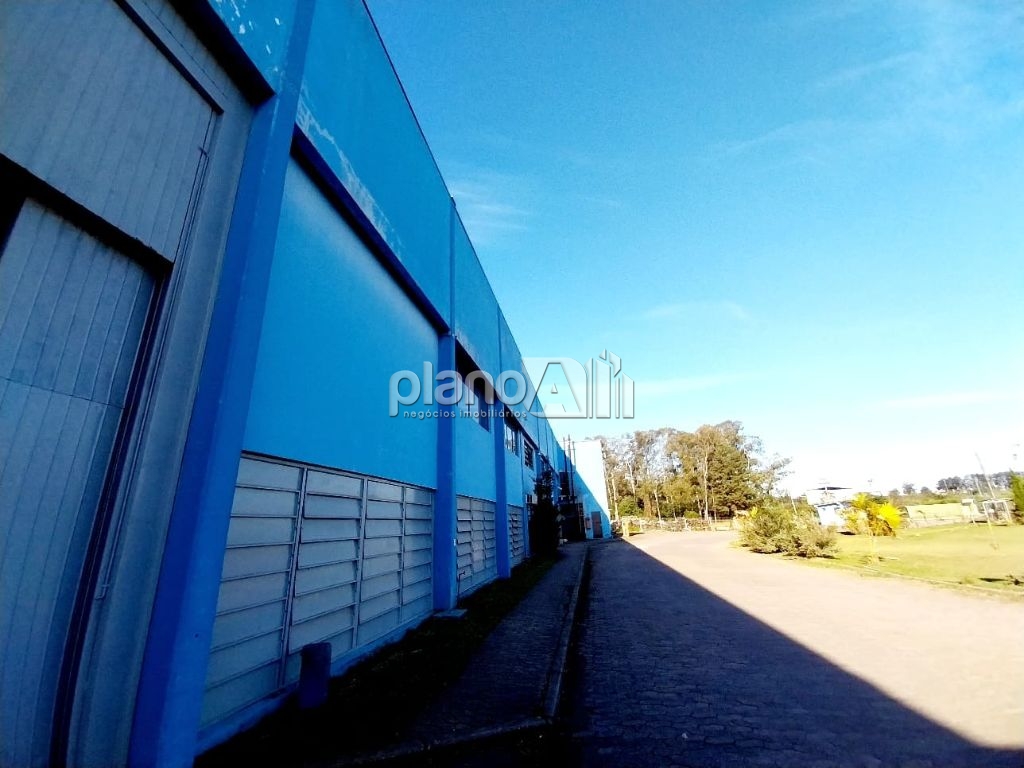 Pavilhão com 650m² dentro de condomínio no bairro neópolis e