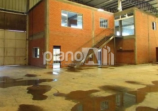 Pavilhão com 2.870m² para alugar na costa do ipiranga em gra