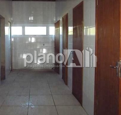 Pavilhão com 2.870m² para alugar na costa do ipiranga em gra