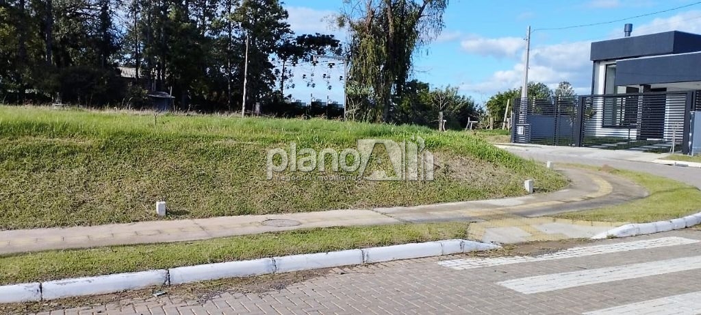 Venda de Terreno / Padrão na cidade de Gravataí