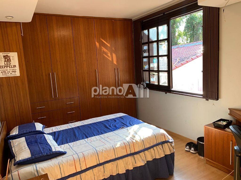 Casa residencial ou comercial triplex com 580m² para alugar 
