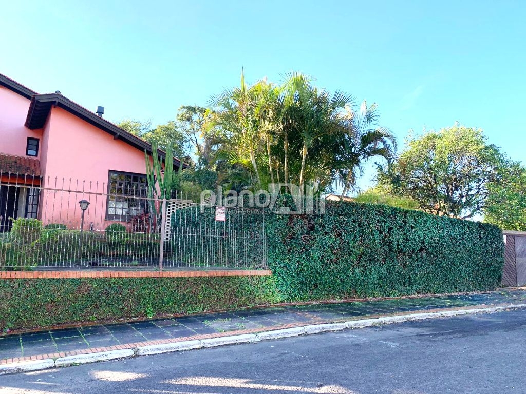 Casa residencial ou comercial triplex com 580m² para alugar 