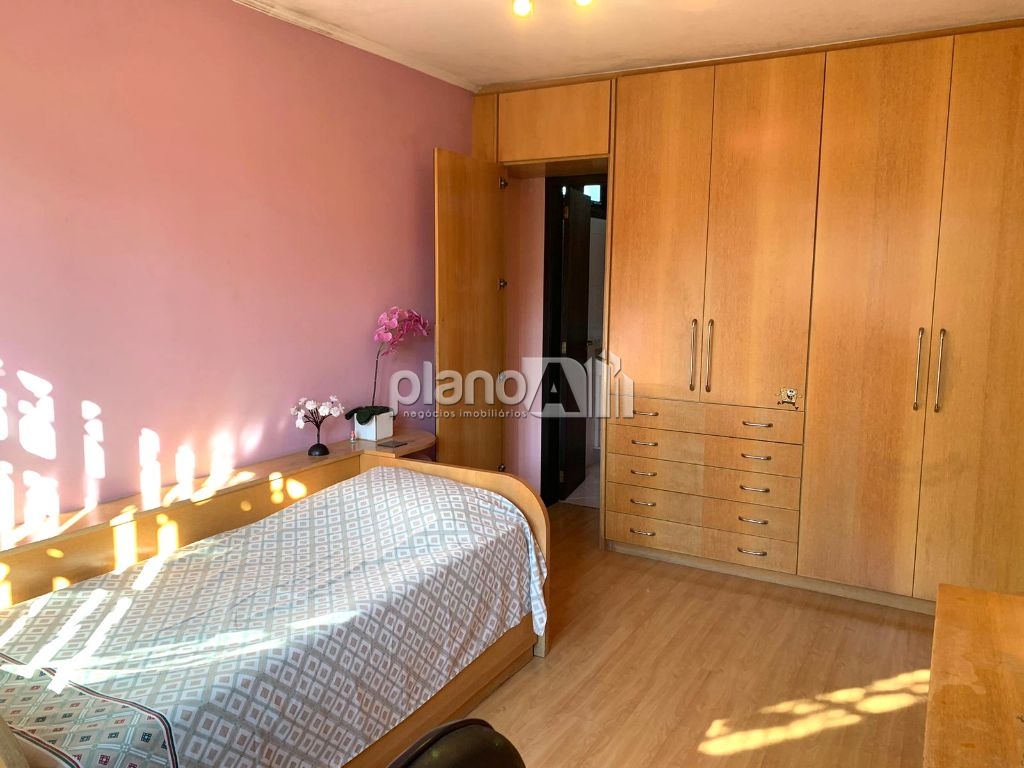 Casa residencial ou comercial triplex com 580m² para alugar 