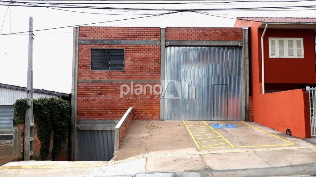 Pavilhão com 530m² para alugar no Bairro Vera Cruz em Gravataí