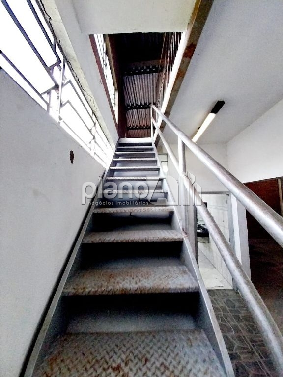 Locação de comercial / galpão na cidade de gravataí