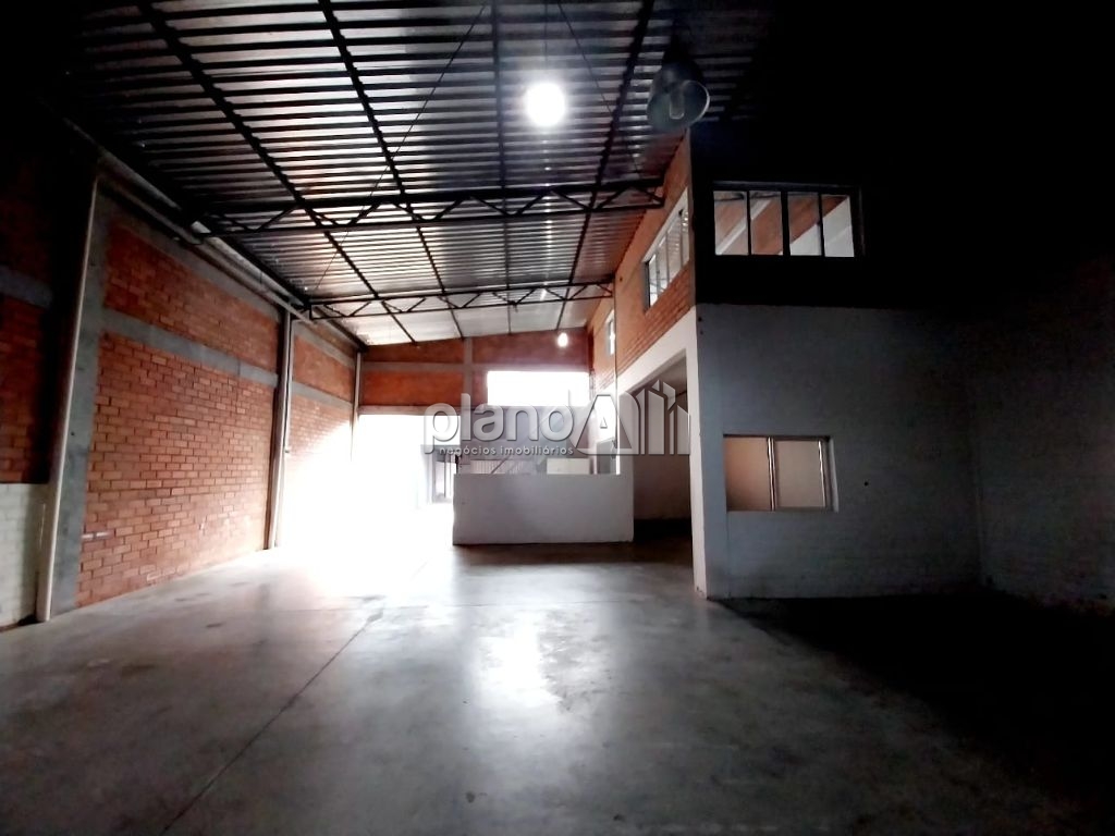 Locação de comercial / galpão na cidade de gravataí