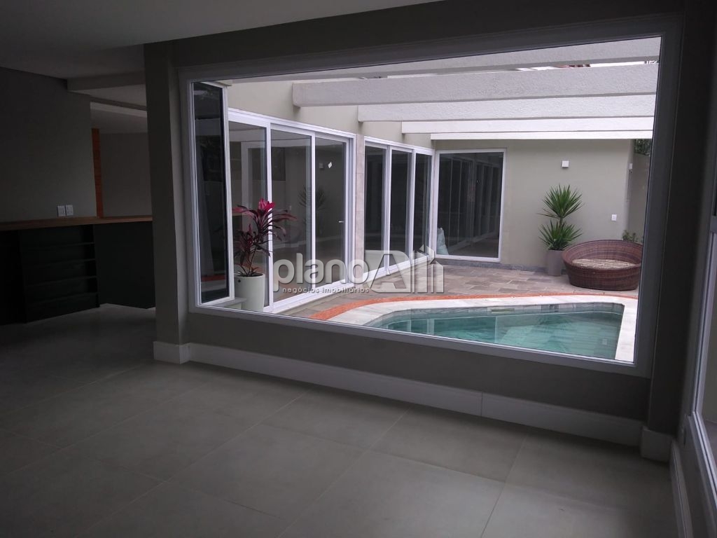 Venda de Casas / Padrão na cidade de Gravataí