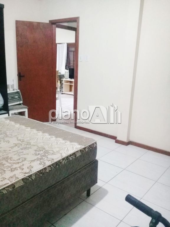 Casa com 150m² para alugar no parque da matriz em cachoeirin