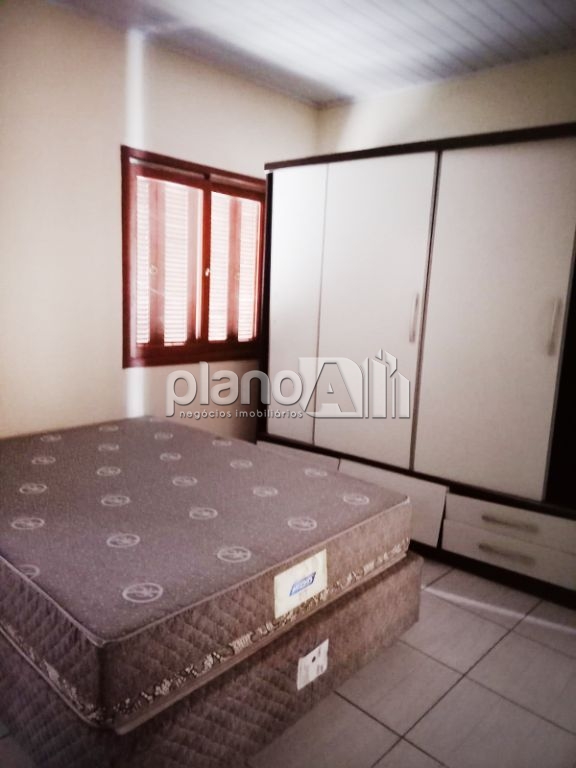 Casa com 150m² para alugar no parque da matriz em cachoeirin