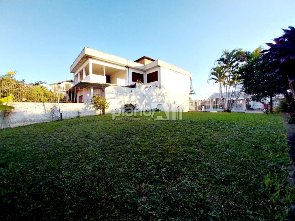 Casa Comercial com 300m² para alugar na Vila Eunice em Cachoeirinha