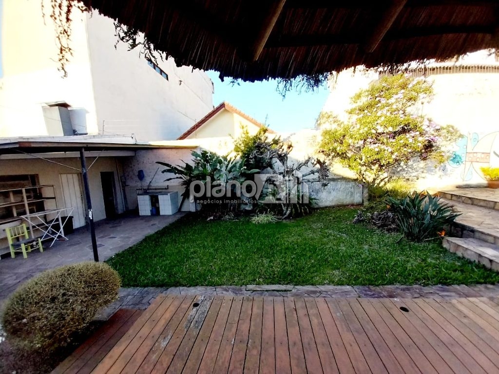 Casa Comercial com 300m² para alugar na Vila Eunice em Cachoeirinha