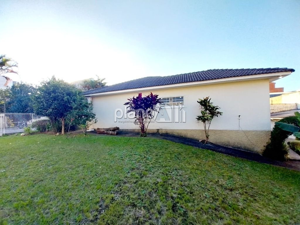 Casa Comercial com 300m² para alugar na Vila Eunice em Cachoeirinha