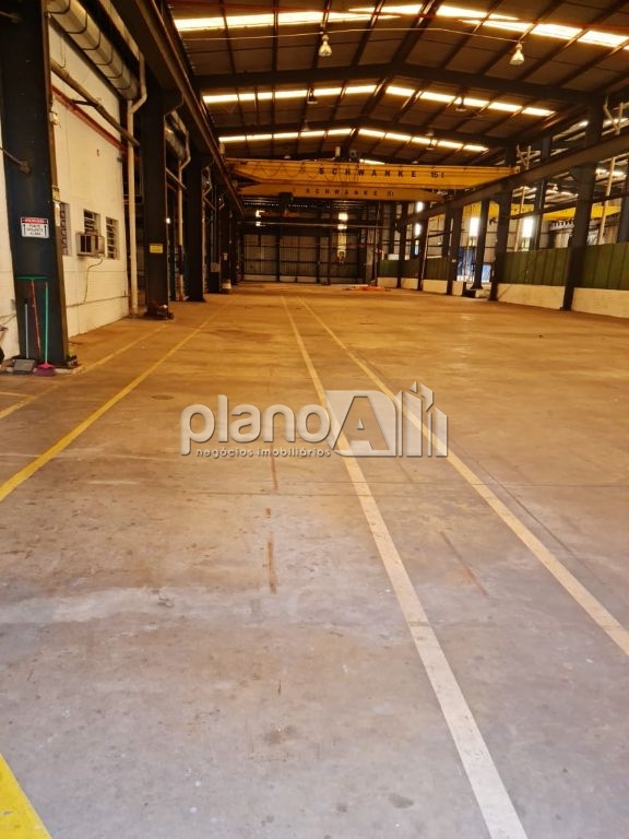 Excelente pavilhão para alugar com 11.352m² de área total no