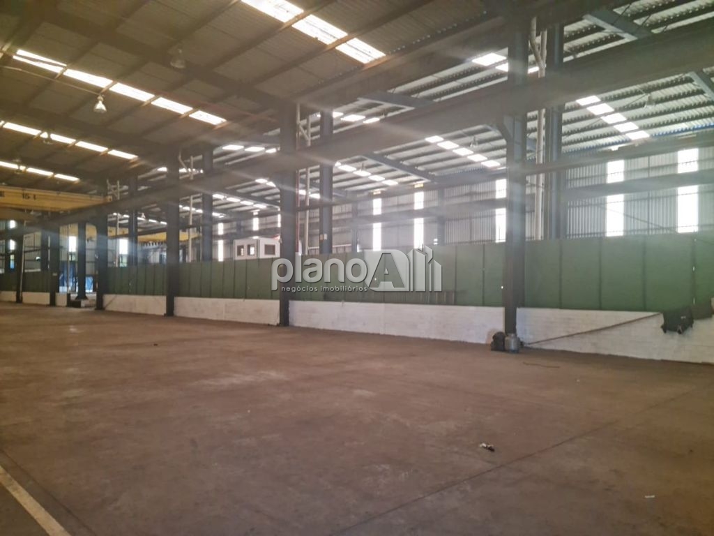 Excelente pavilhão para alugar com 11.352m² de área total no